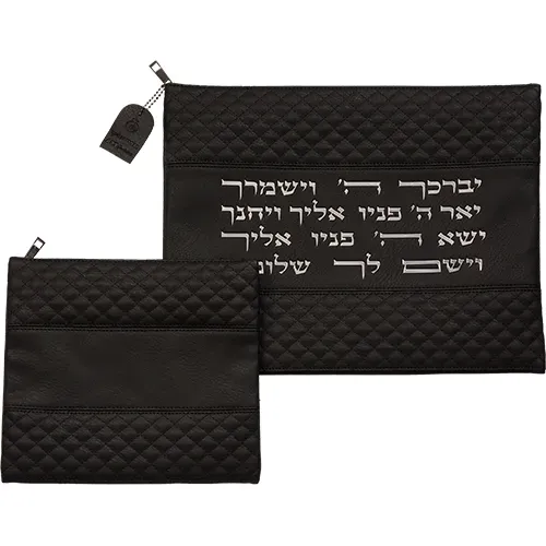 סט טלית ותפילין מעור מלאכותי 38*31 ס"מ - שחור עם אותיות מוטבעות